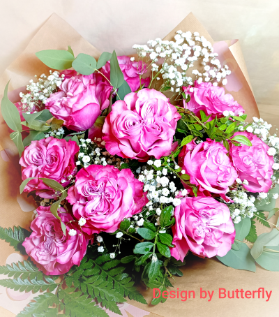 Dozen unique pink roses - 12 roses country blues.